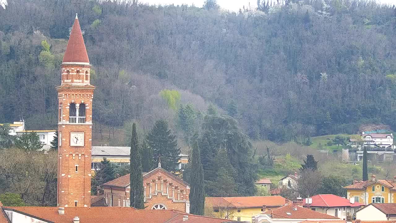 Panorama mozzafiato di Šempeter pri Gorici