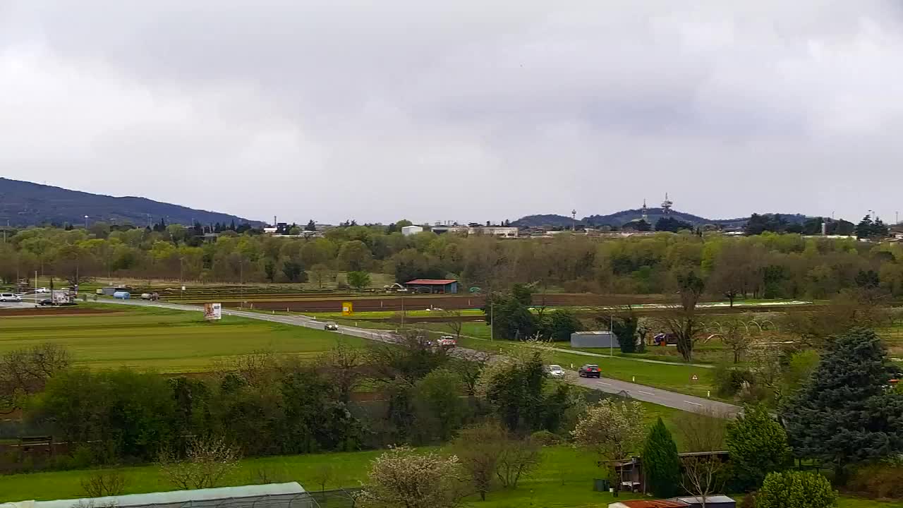 Čudovit panoramski pogled na Šempeter pri Gorici