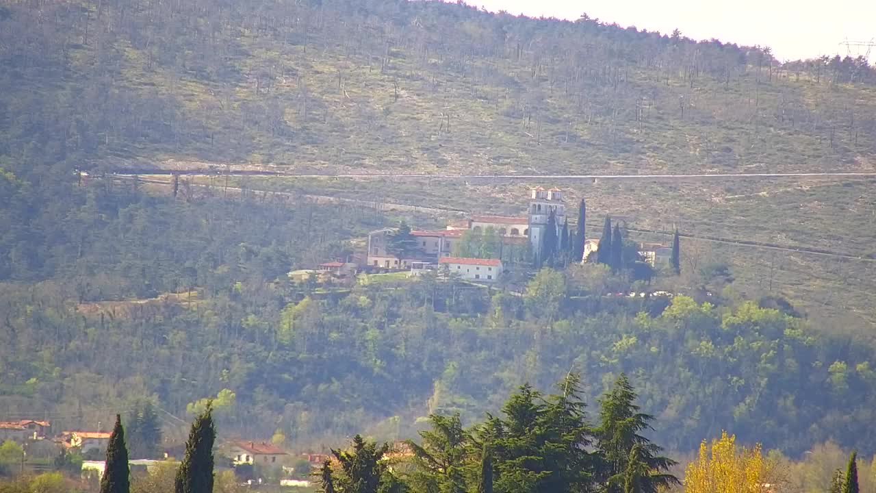 Čudovit panoramski pogled na Šempeter pri Gorici