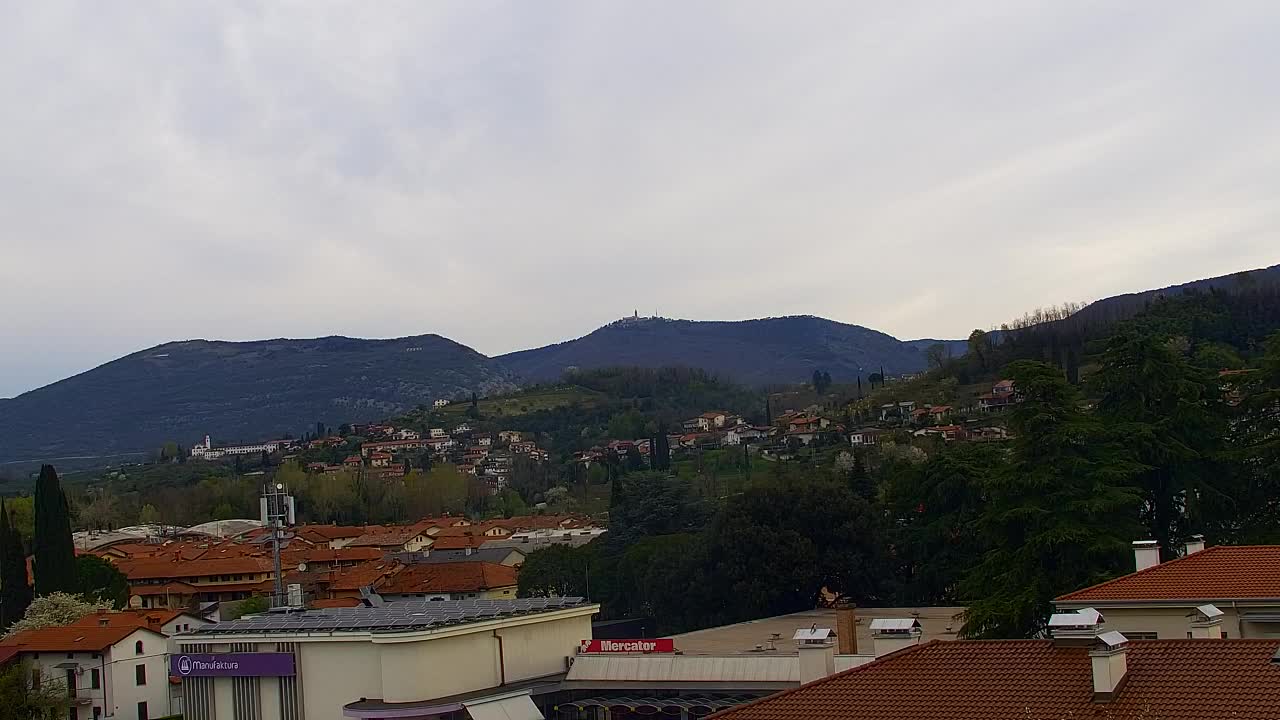 Čudovit panoramski pogled na Šempeter pri Gorici