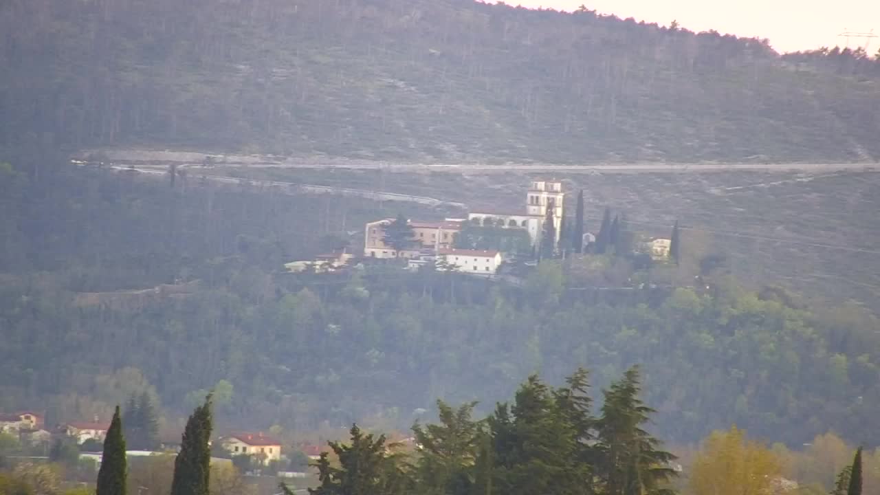 Čudovit panoramski pogled na Šempeter pri Gorici