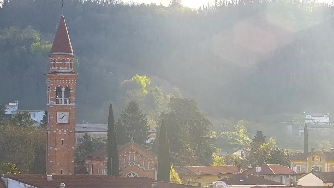 Prekrasan panoramski pogled na Šempeter pri Gorici