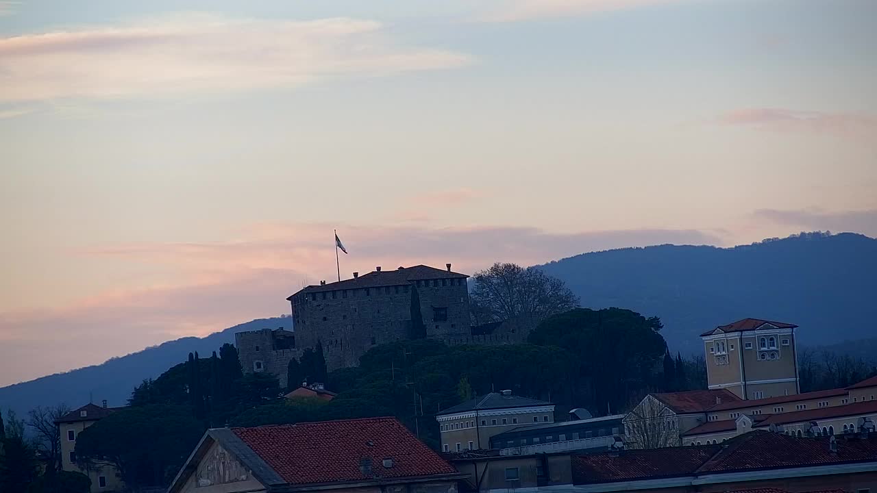 Čudovit panoramski pogled na Šempeter pri Gorici