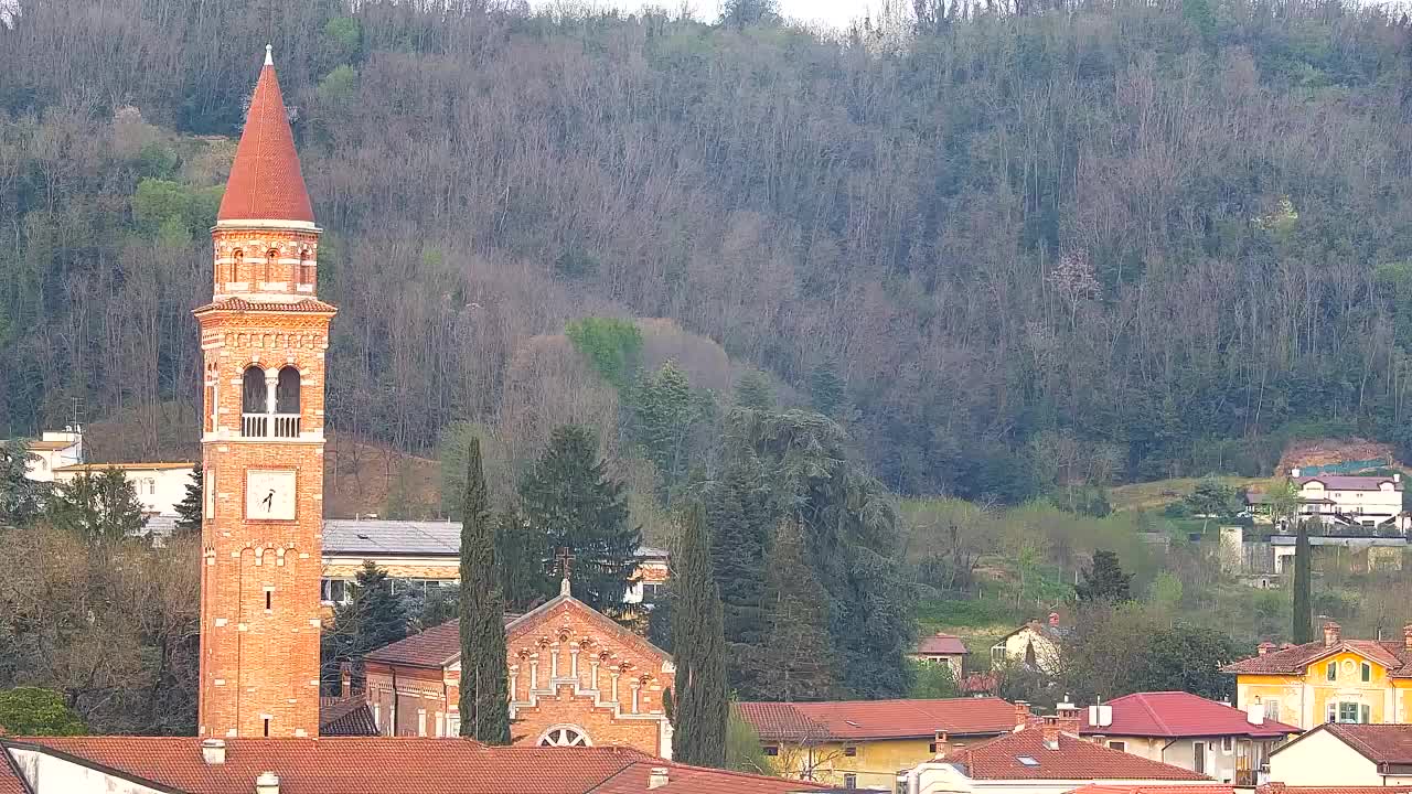 Panorama mozzafiato di Šempeter pri Gorici