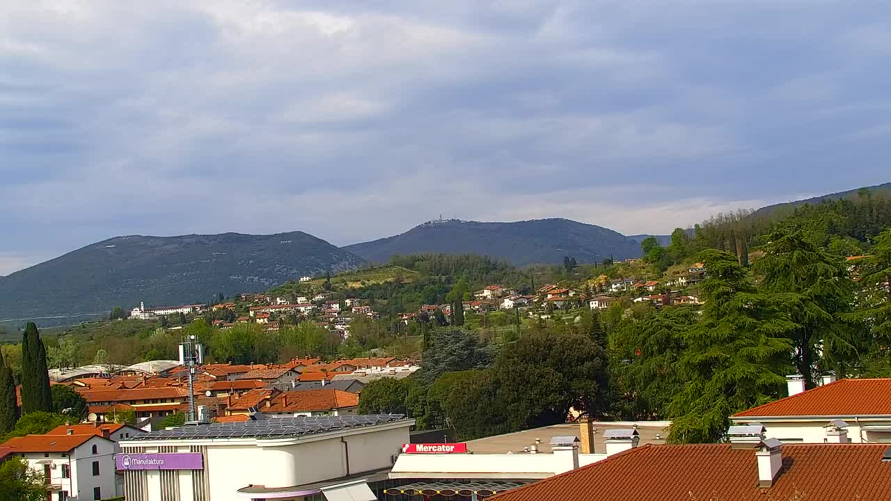 Čudovit panoramski pogled na Šempeter pri Gorici