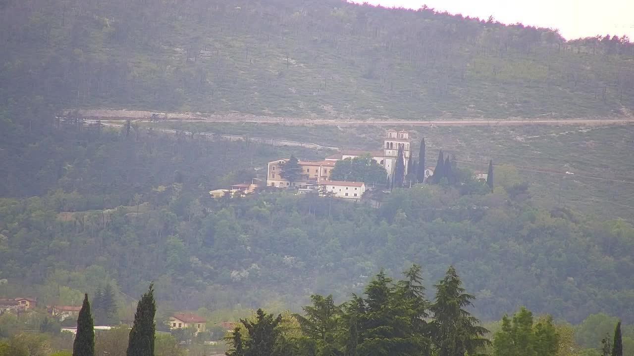 Čudovit panoramski pogled na Šempeter pri Gorici