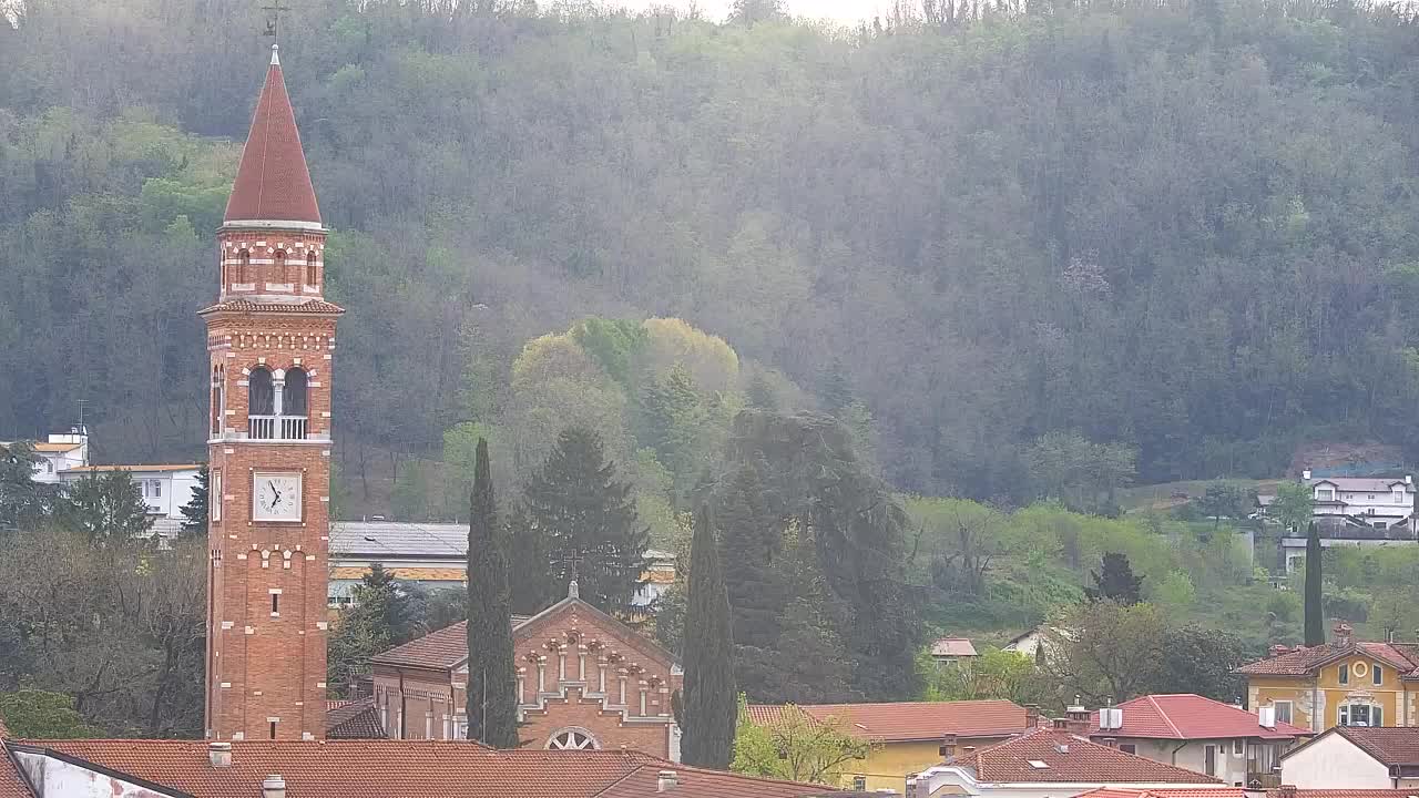 Panorama mozzafiato di Šempeter pri Gorici