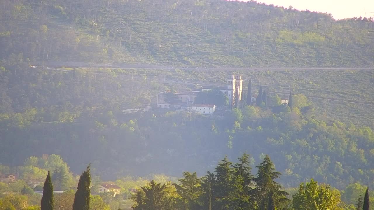 Čudovit panoramski pogled na Šempeter pri Gorici