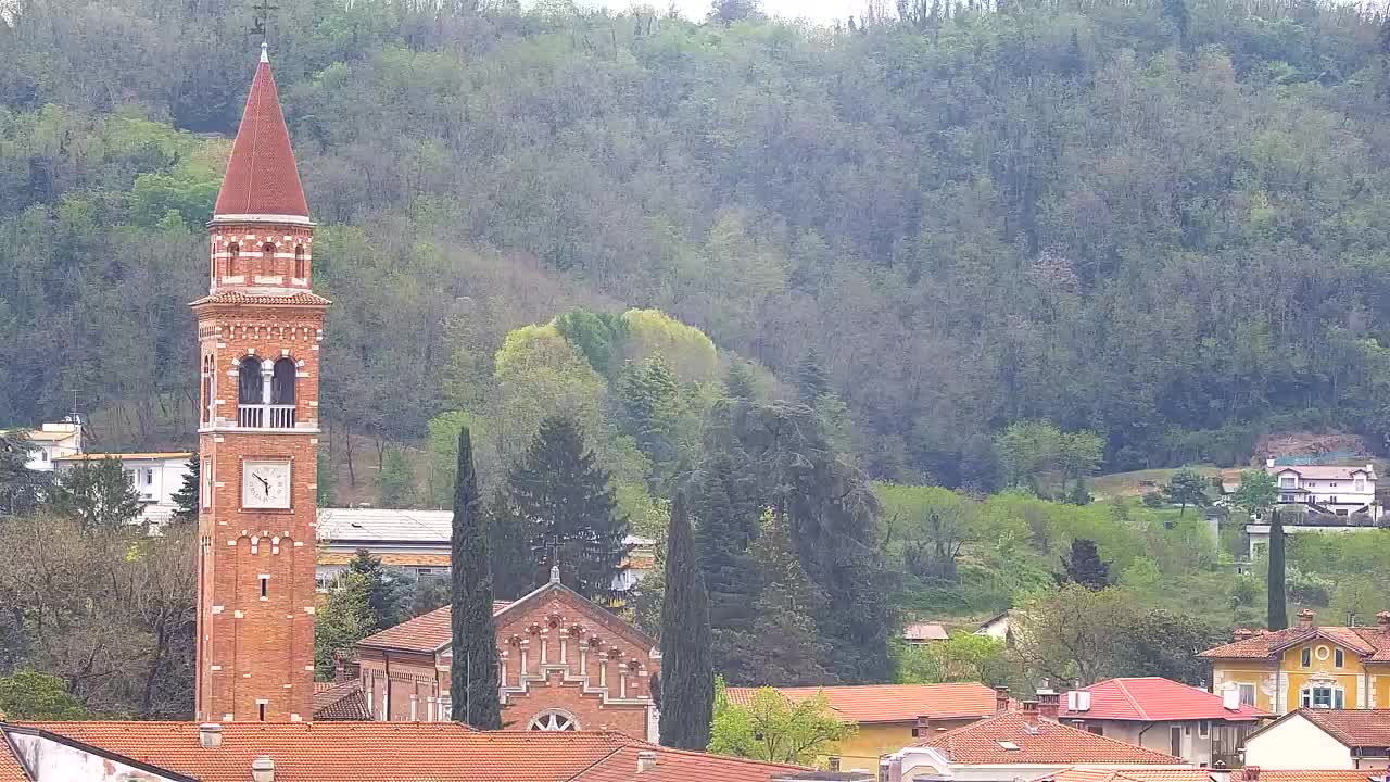 Čudovit panoramski pogled na Šempeter pri Gorici