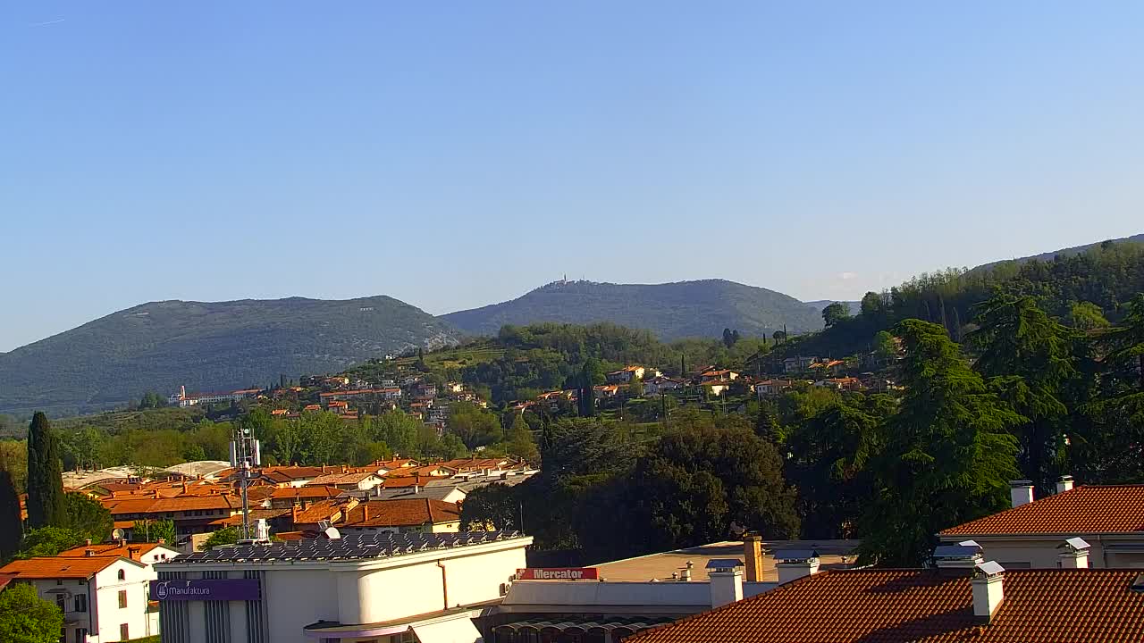 Čudovit panoramski pogled na Šempeter pri Gorici