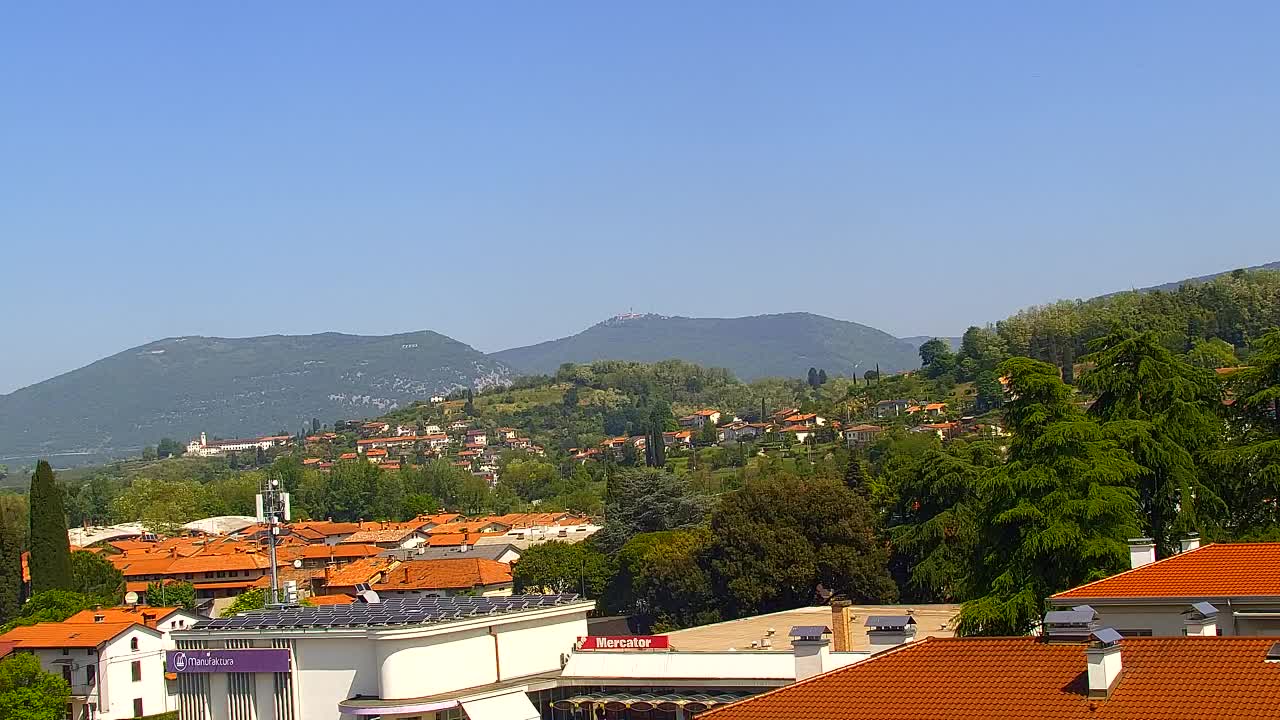 Čudovit panoramski pogled na Šempeter pri Gorici