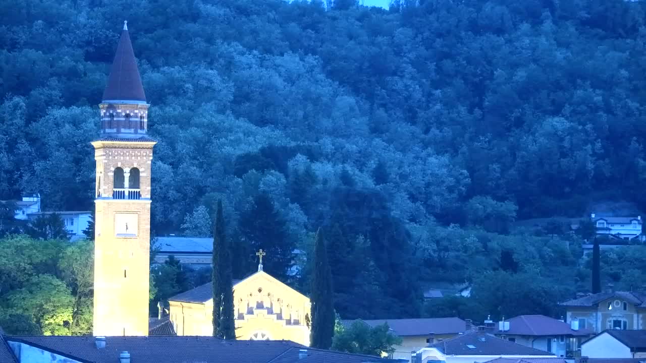Čudovit panoramski pogled na Šempeter pri Gorici
