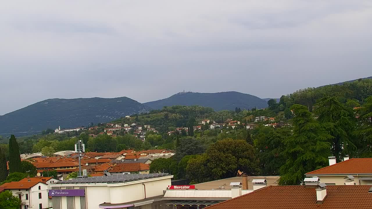 Čudovit panoramski pogled na Šempeter pri Gorici
