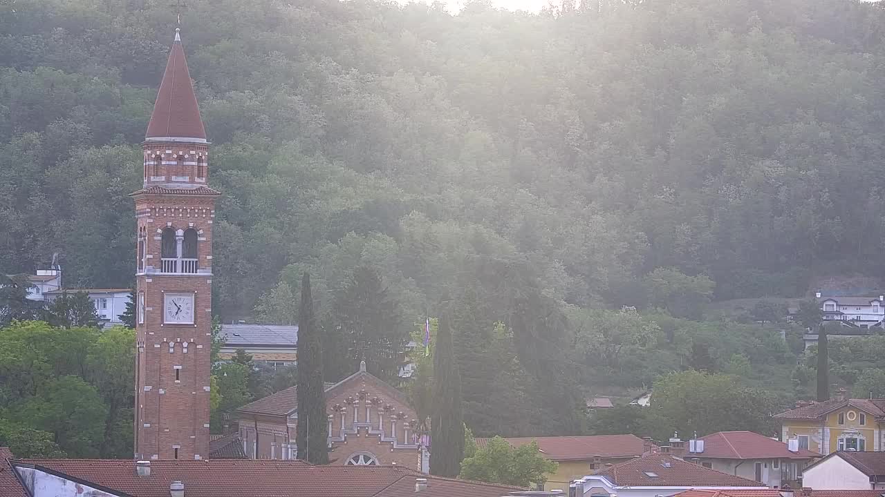 Prekrasan panoramski pogled na Šempeter pri Gorici