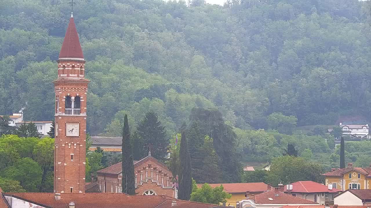 Čudovit panoramski pogled na Šempeter pri Gorici