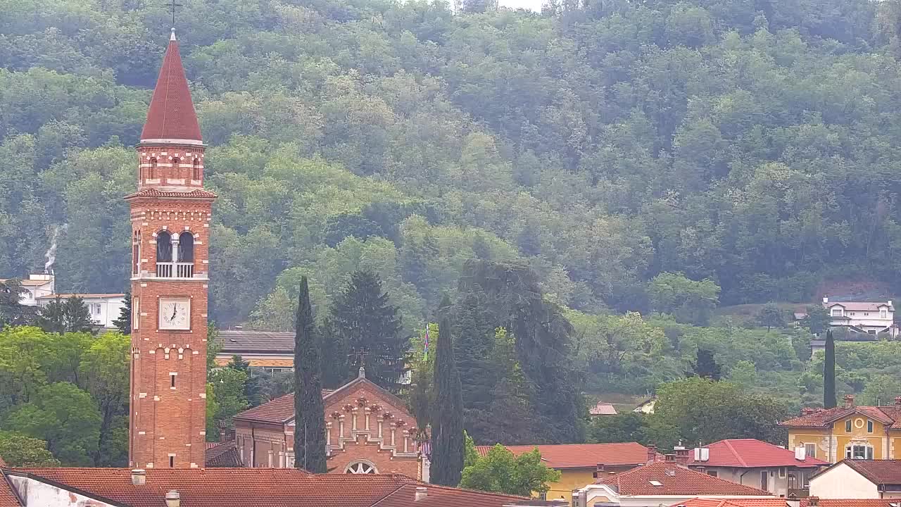 Čudovit panoramski pogled na Šempeter pri Gorici
