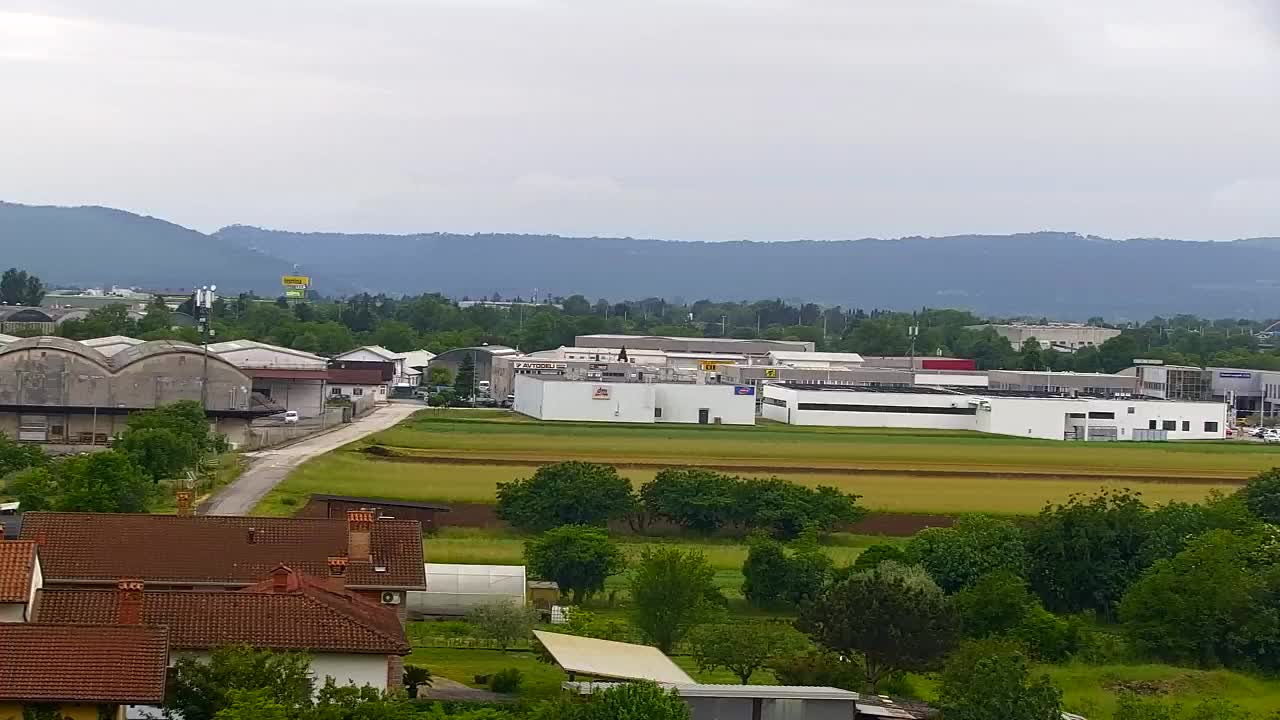 Čudovit panoramski pogled na Šempeter pri Gorici