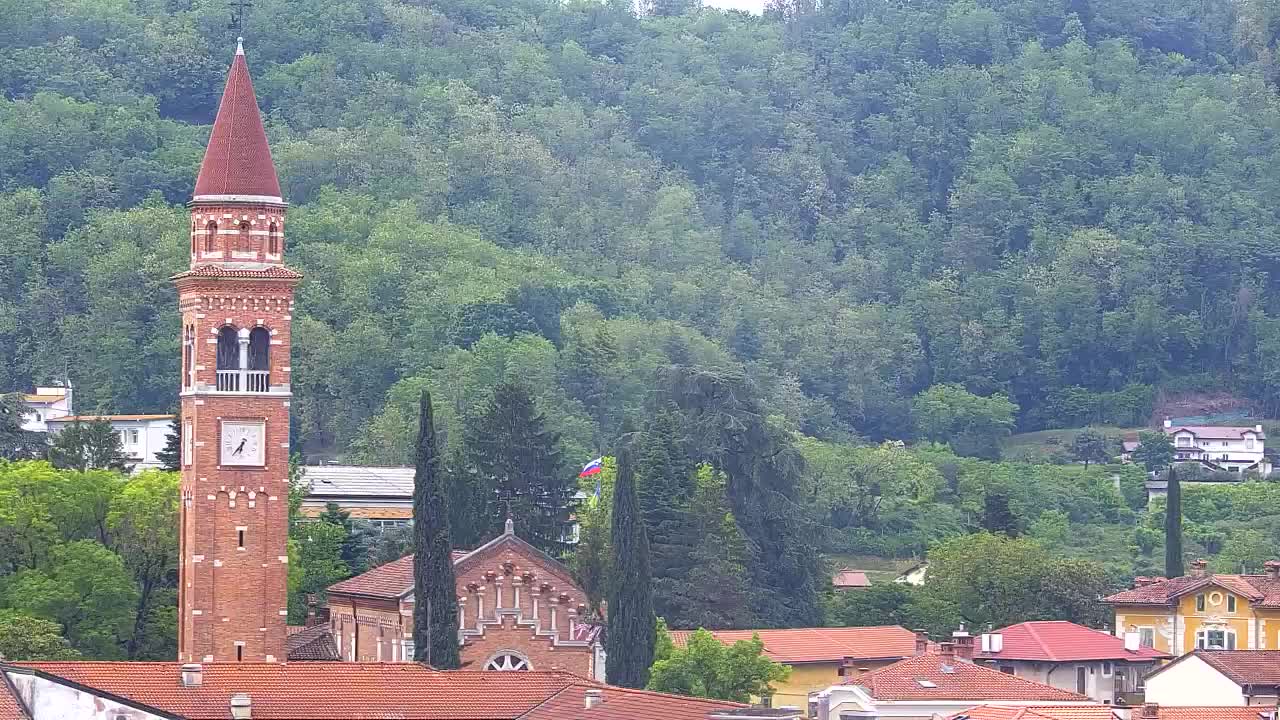 Čudovit panoramski pogled na Šempeter pri Gorici