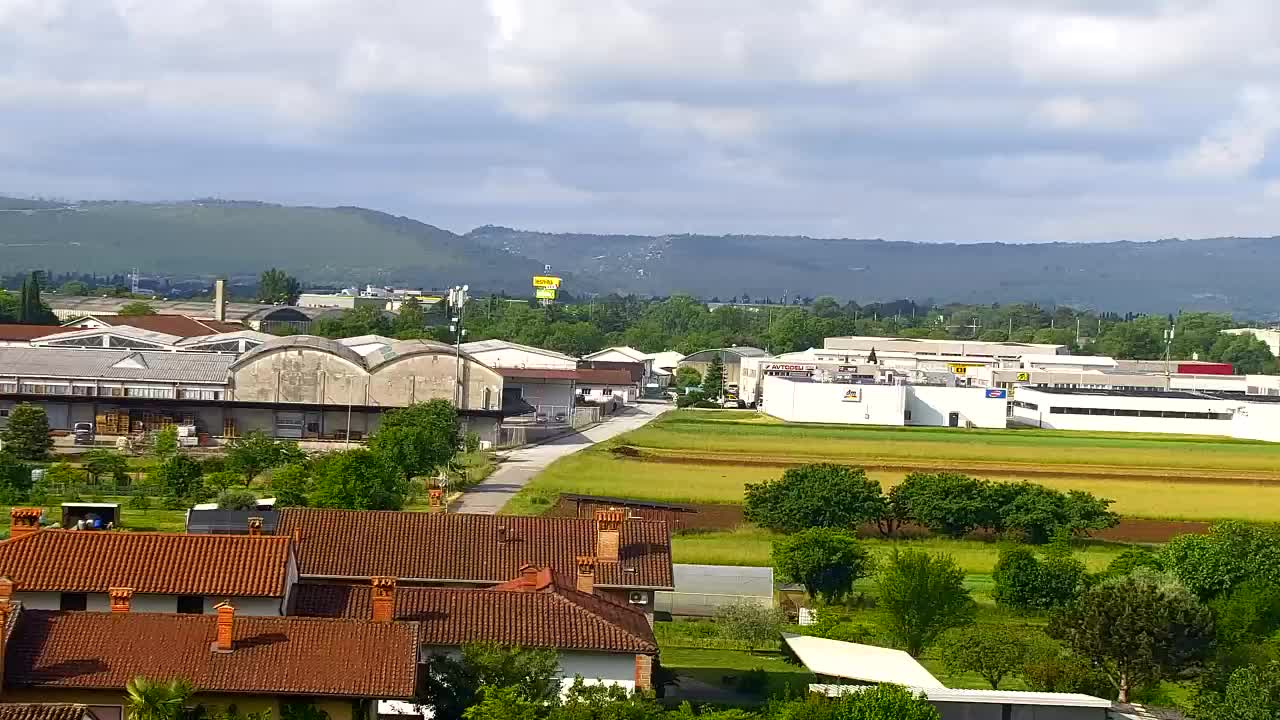 Prekrasan panoramski pogled na Šempeter pri Gorici