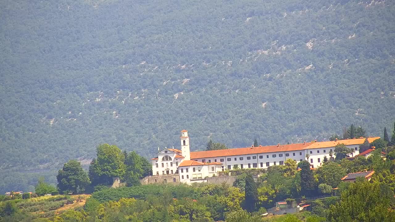 Čudovit panoramski pogled na Šempeter pri Gorici
