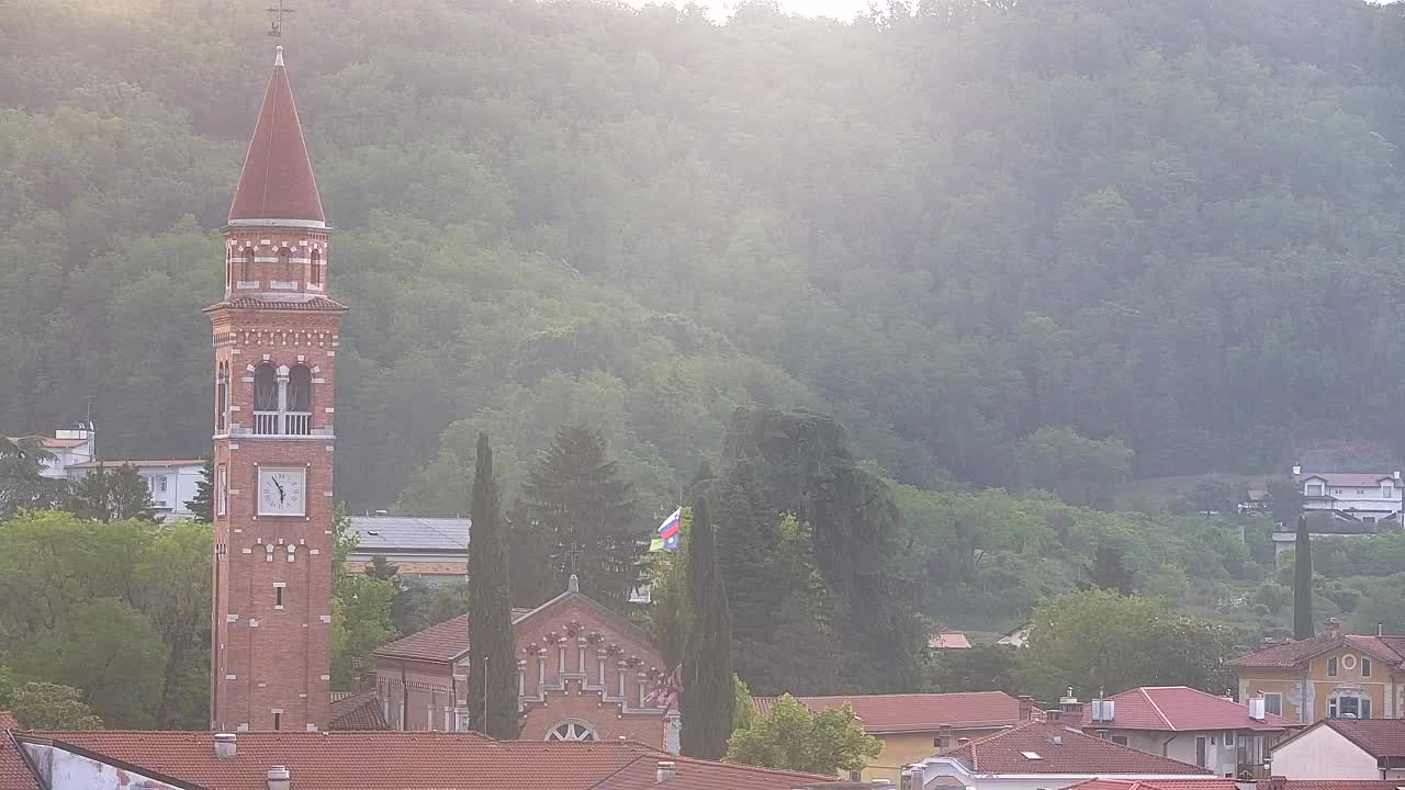 Čudovit panoramski pogled na Šempeter pri Gorici