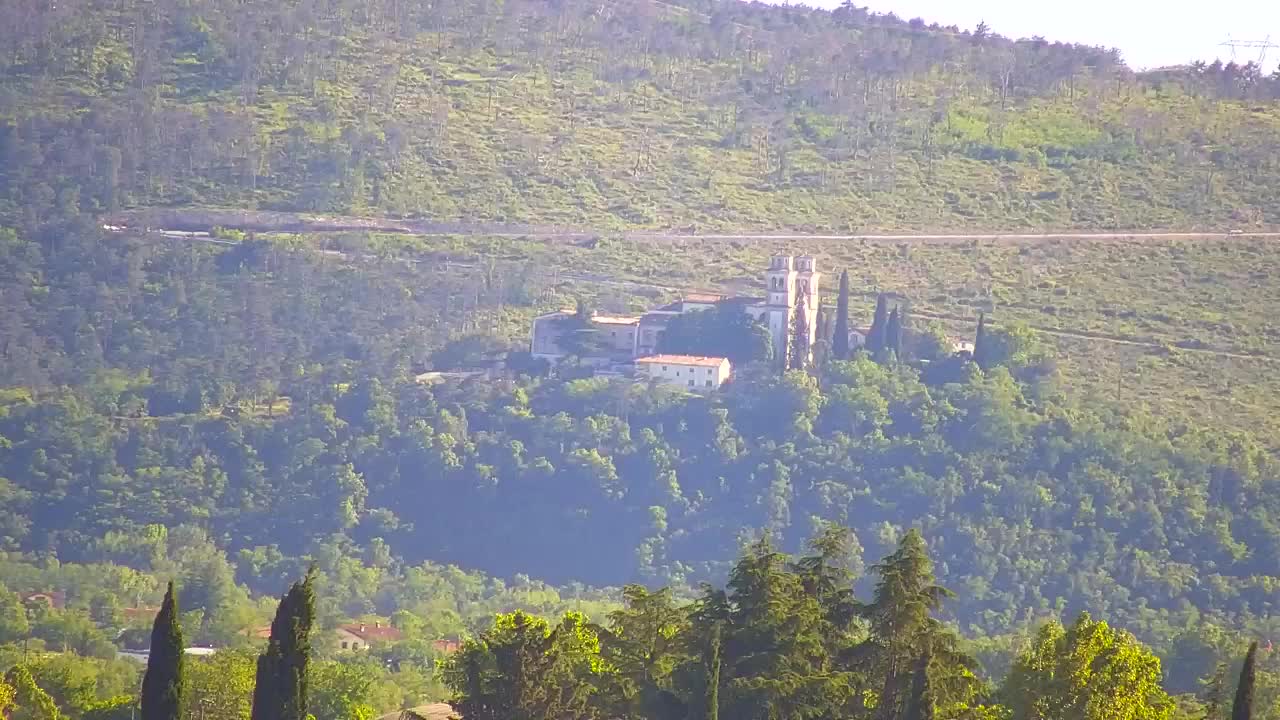 Čudovit panoramski pogled na Šempeter pri Gorici