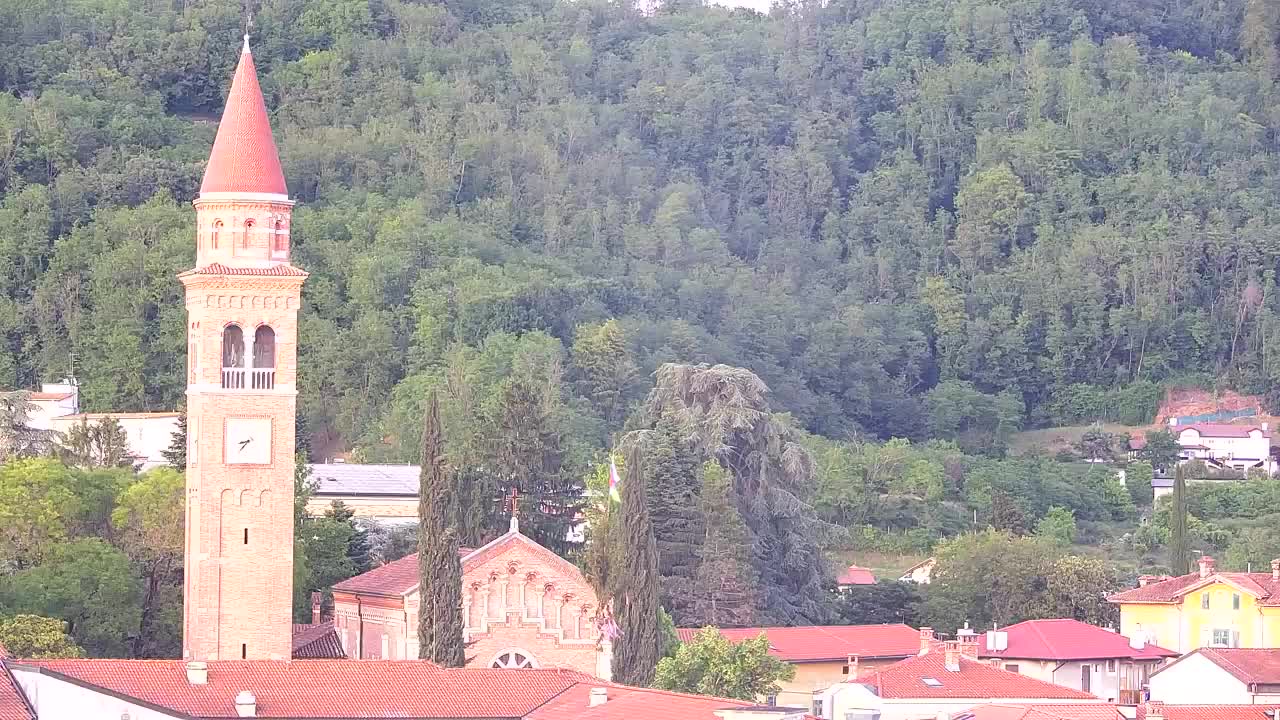 Prekrasan panoramski pogled na Šempeter pri Gorici