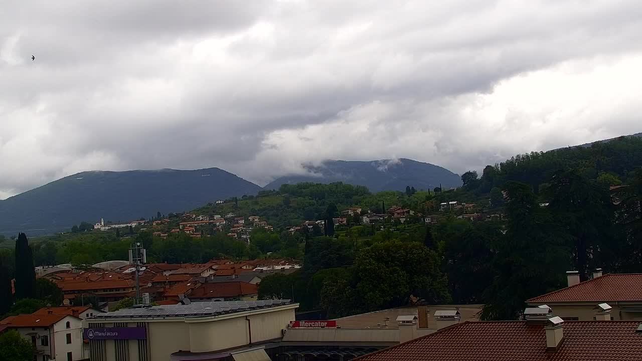 Prekrasan panoramski pogled na Šempeter pri Gorici