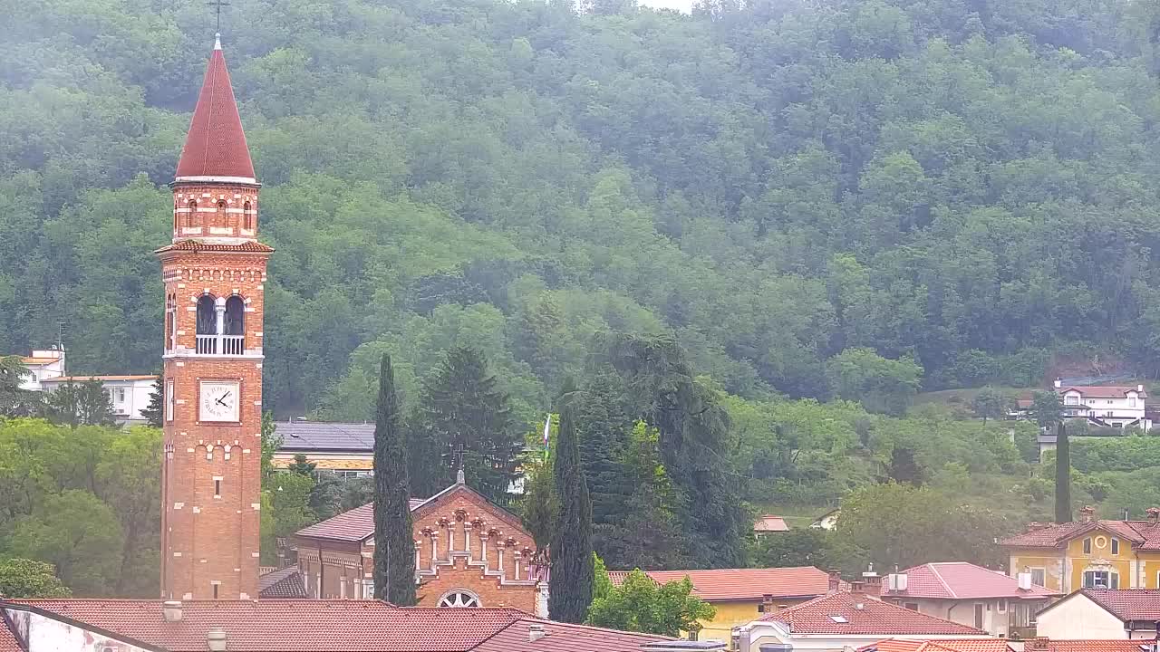 Panorama mozzafiato di Šempeter pri Gorici