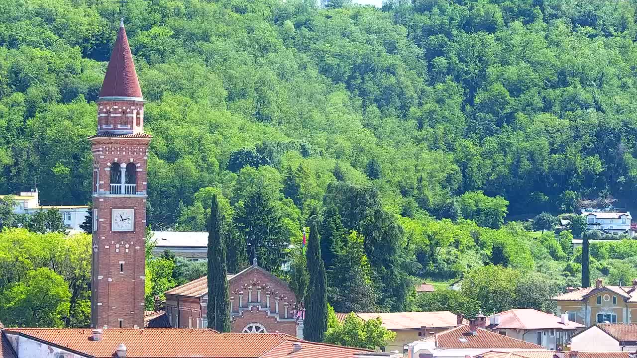 Čudovit panoramski pogled na Šempeter pri Gorici