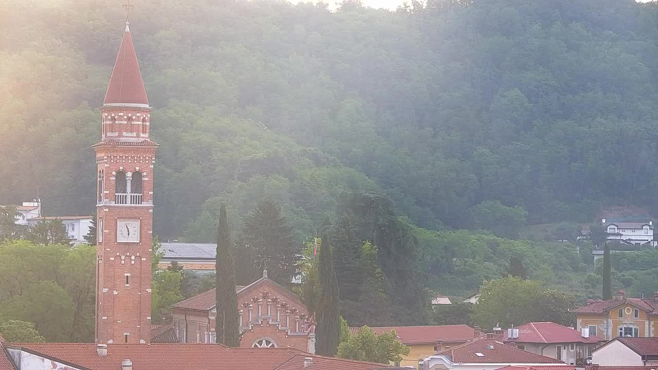 Prekrasan panoramski pogled na Šempeter pri Gorici