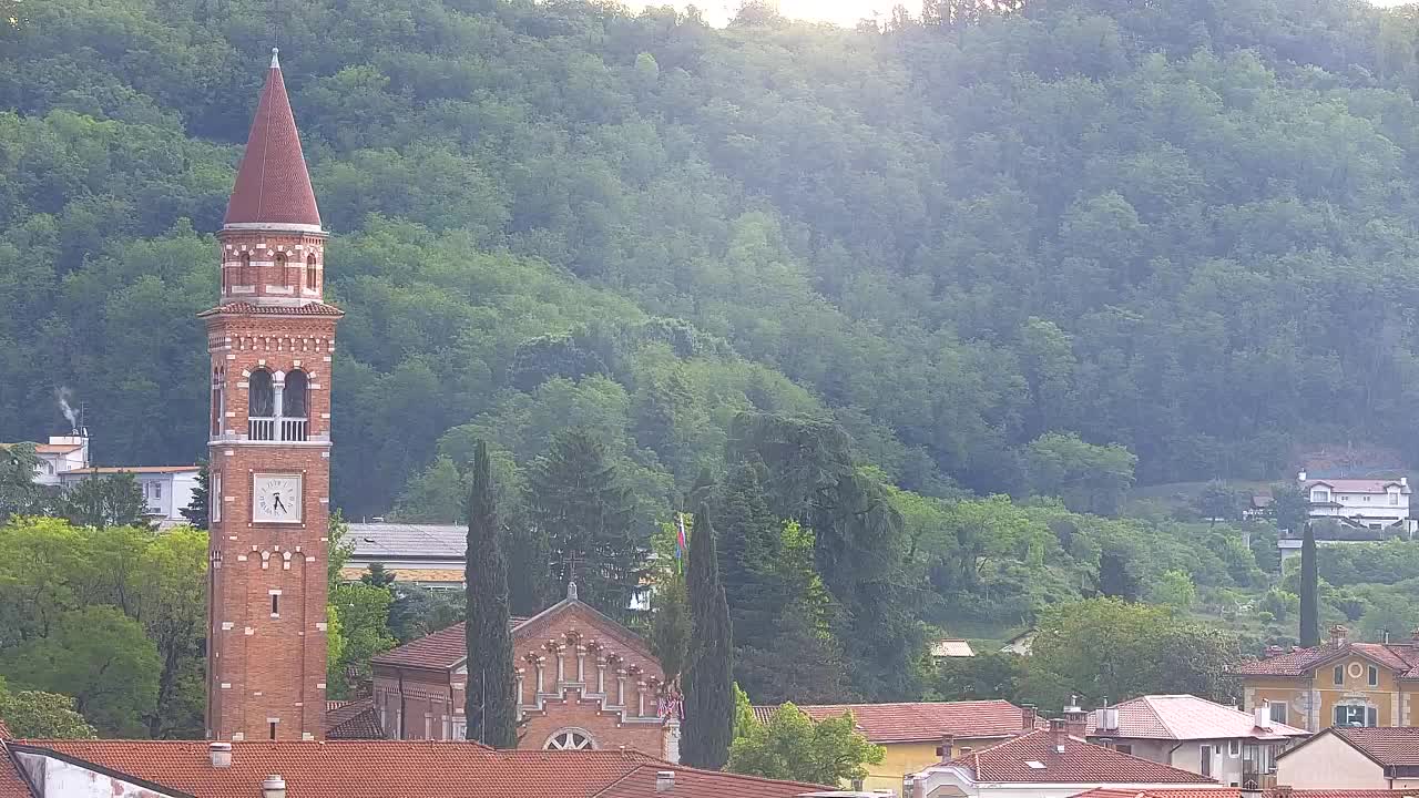 Prekrasan panoramski pogled na Šempeter pri Gorici