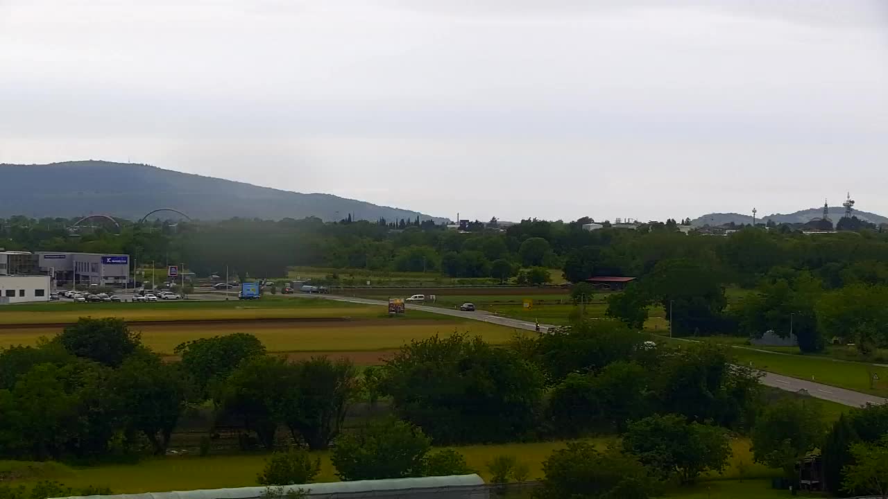 Čudovit panoramski pogled na Šempeter pri Gorici