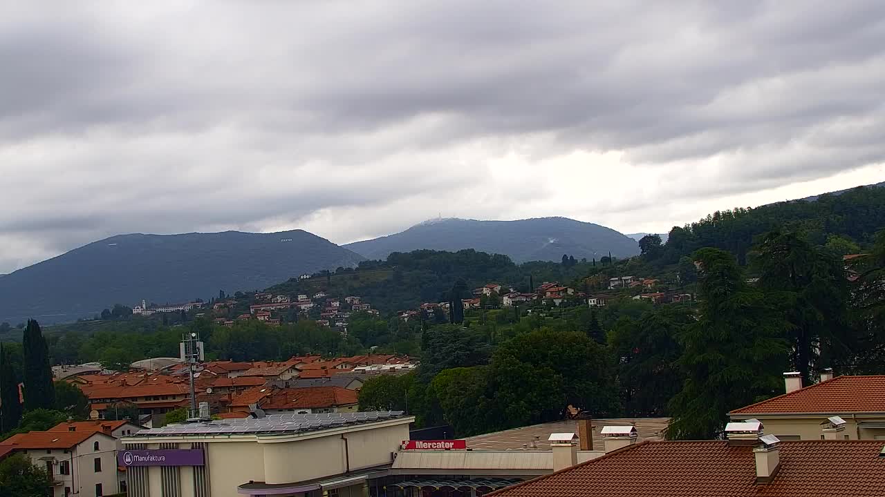 Čudovit panoramski pogled na Šempeter pri Gorici