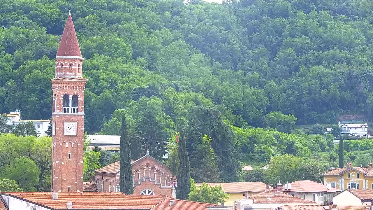 Čudovit panoramski pogled na Šempeter pri Gorici