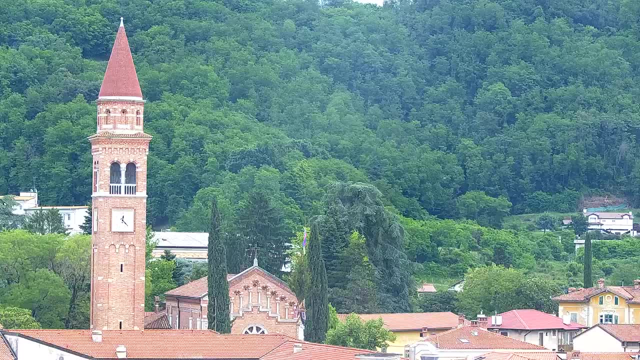 Čudovit panoramski pogled na Šempeter pri Gorici