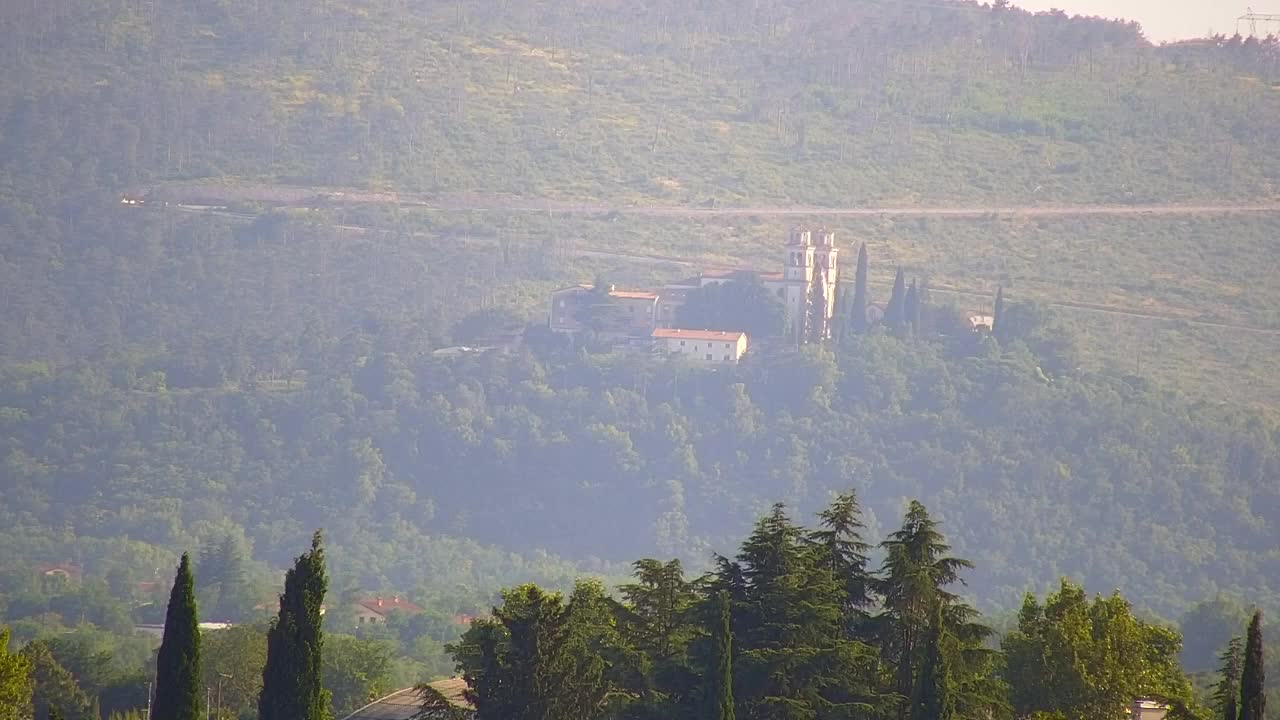 Čudovit panoramski pogled na Šempeter pri Gorici