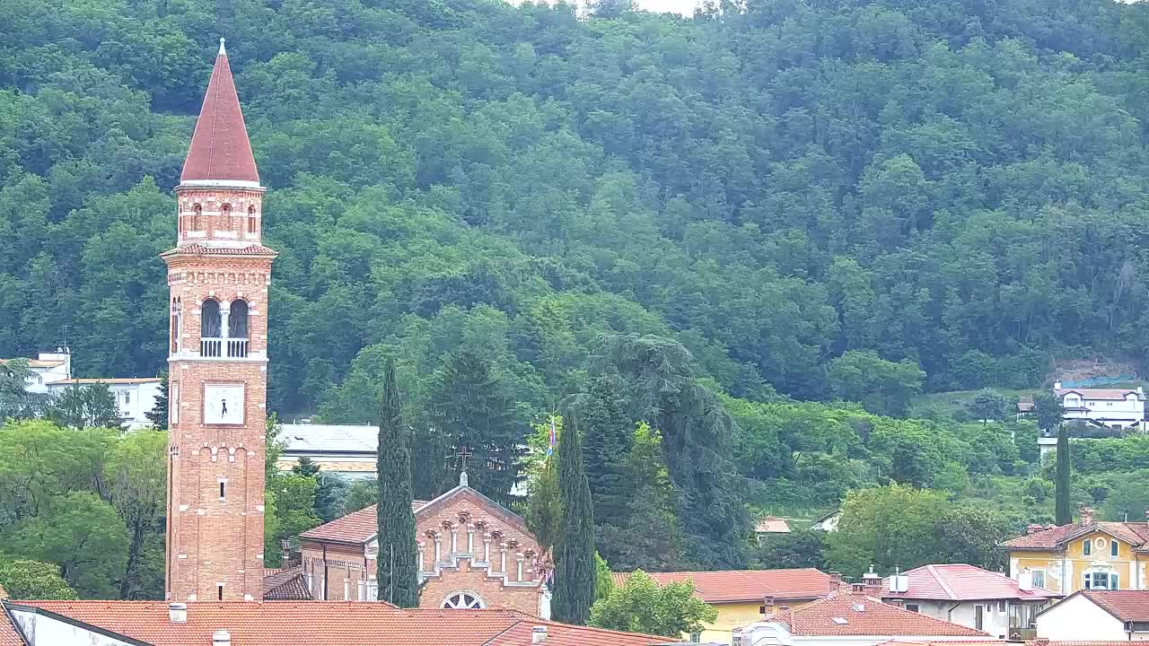 Čudovit panoramski pogled na Šempeter pri Gorici