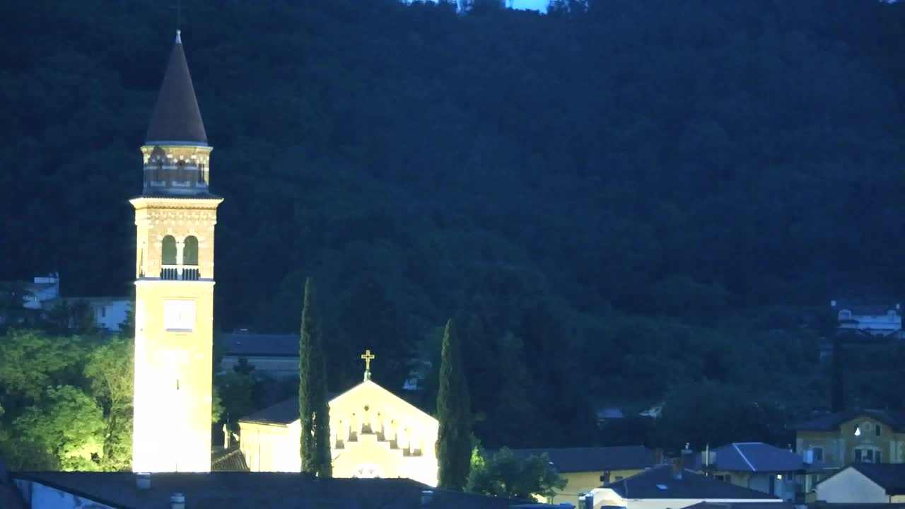 Prekrasan panoramski pogled na Šempeter pri Gorici