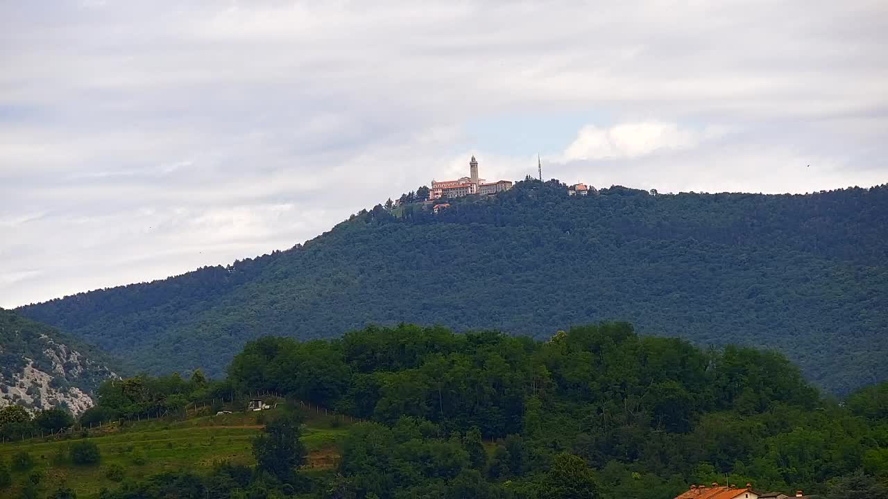 Prekrasan panoramski pogled na Šempeter pri Gorici