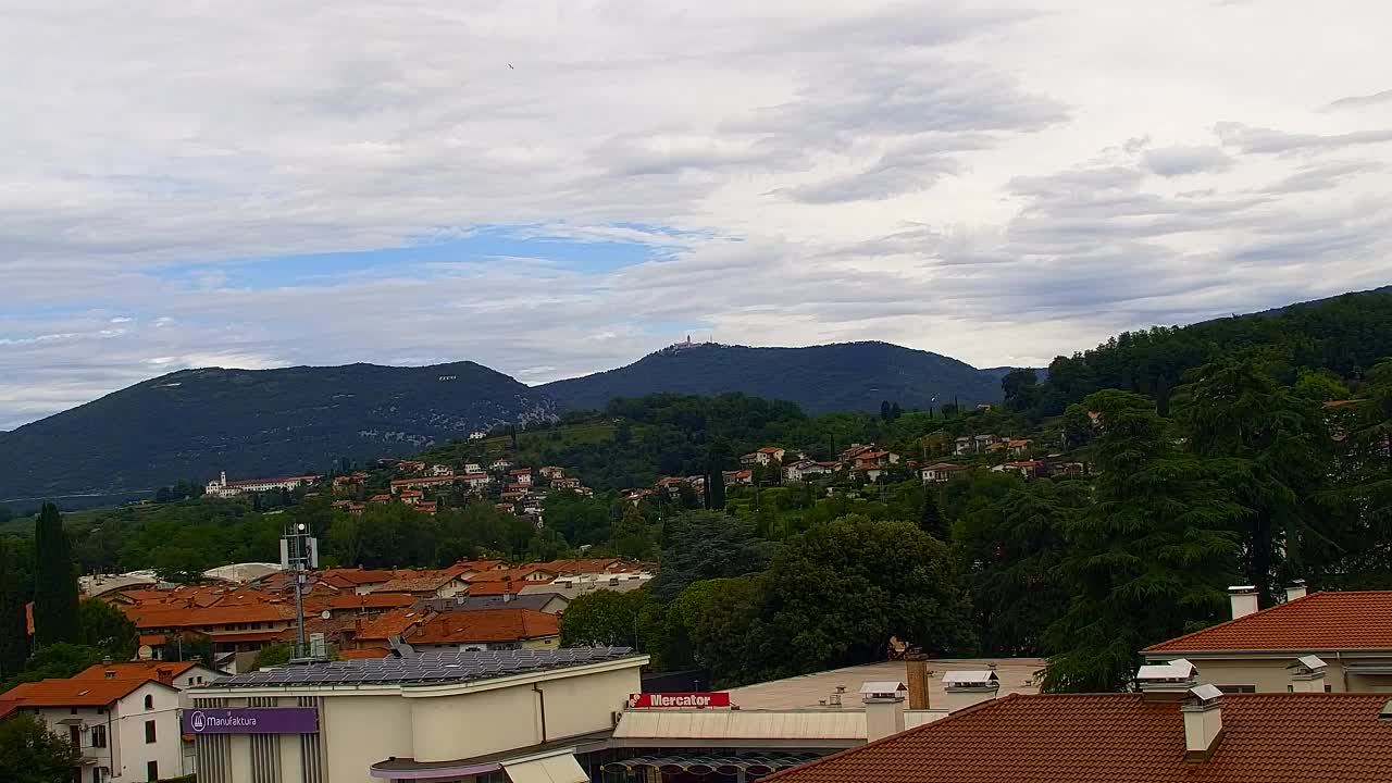 Čudovit panoramski pogled na Šempeter pri Gorici