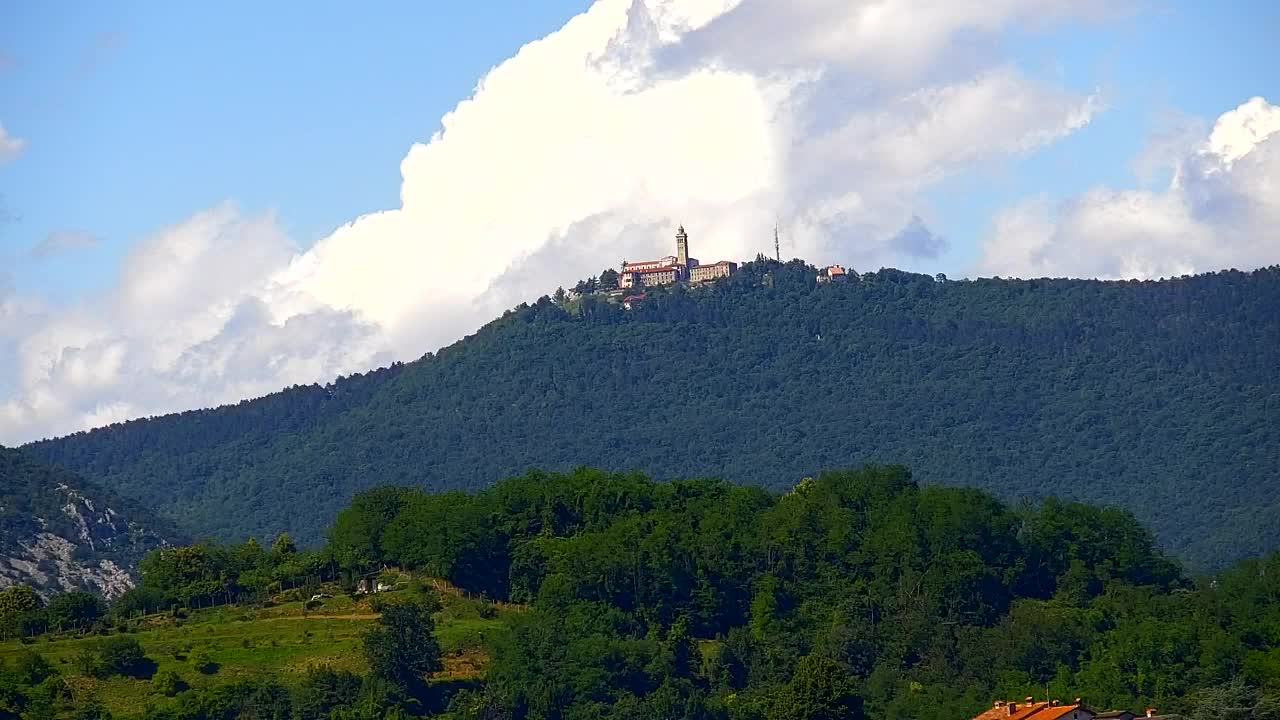 Čudovit panoramski pogled na Šempeter pri Gorici