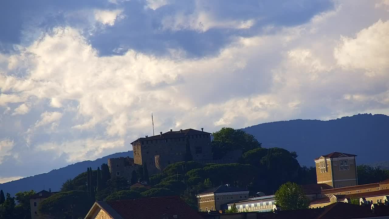 Čudovit panoramski pogled na Šempeter pri Gorici