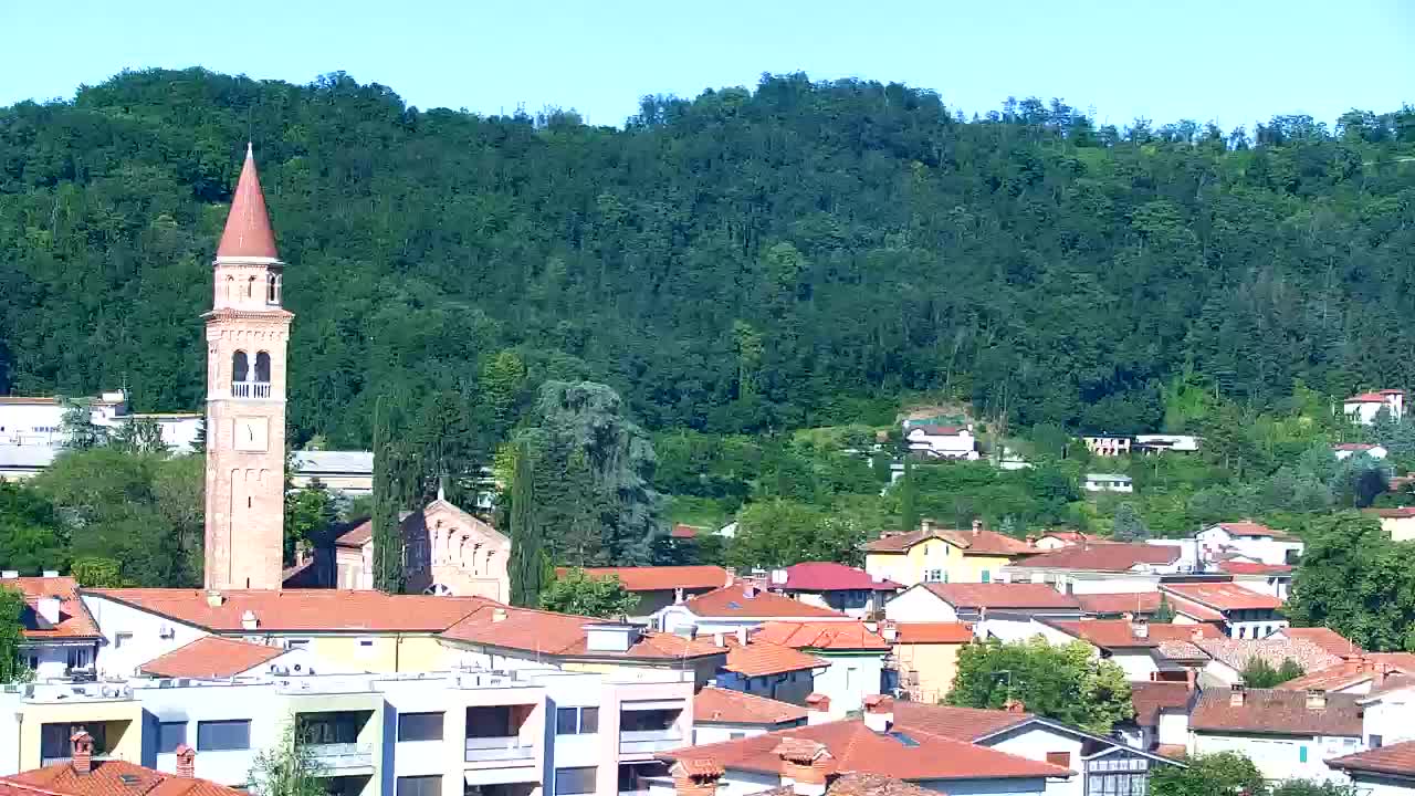 Čudovit panoramski pogled na Šempeter pri Gorici