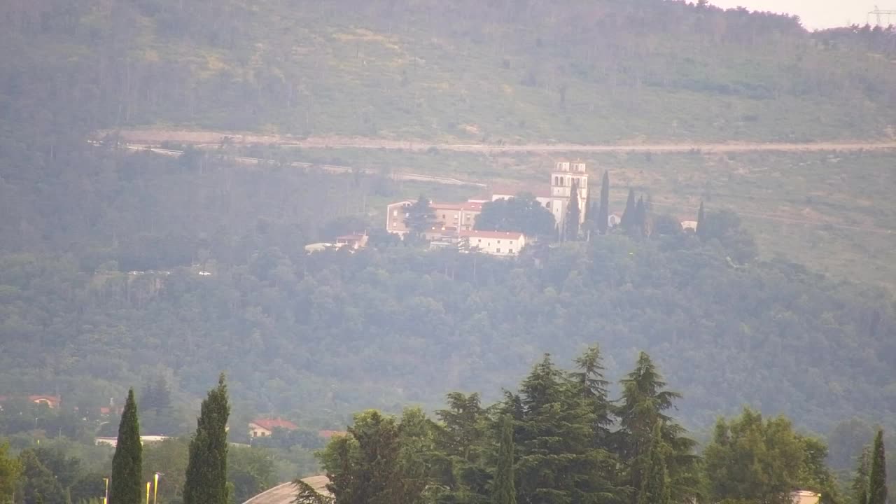 Prekrasan panoramski pogled na Šempeter pri Gorici