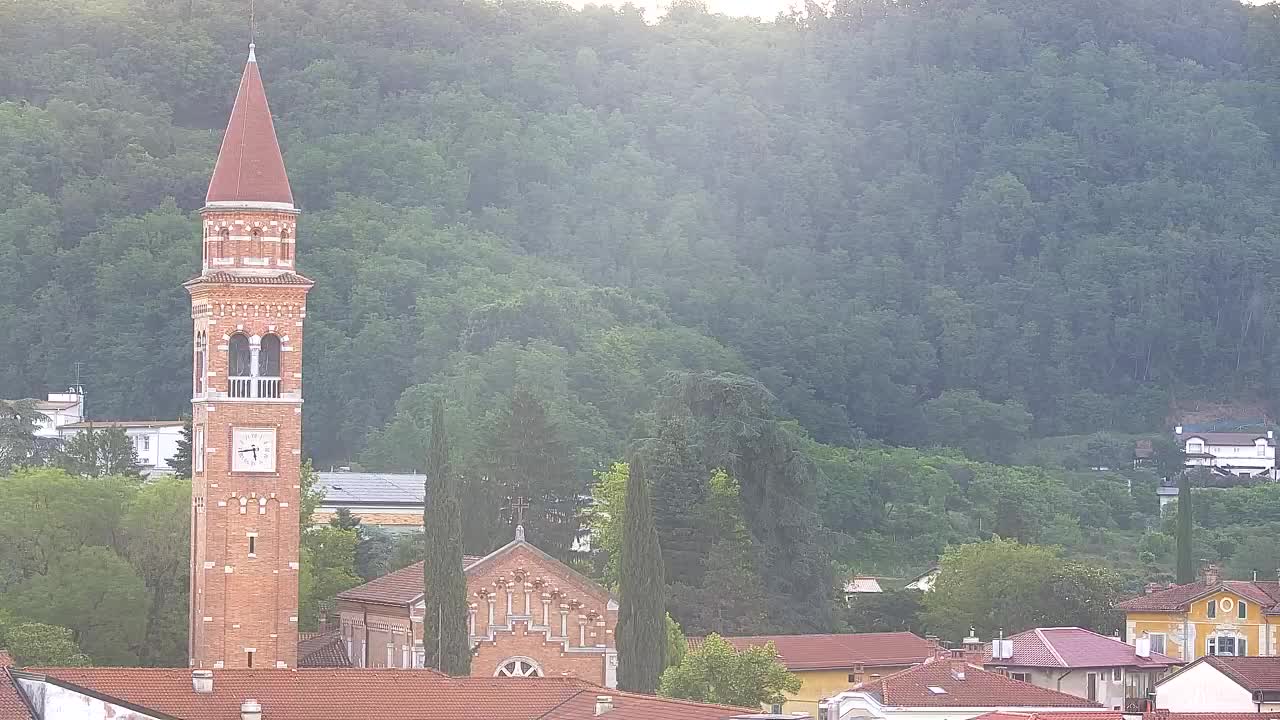 Panorama mozzafiato di Šempeter pri Gorici