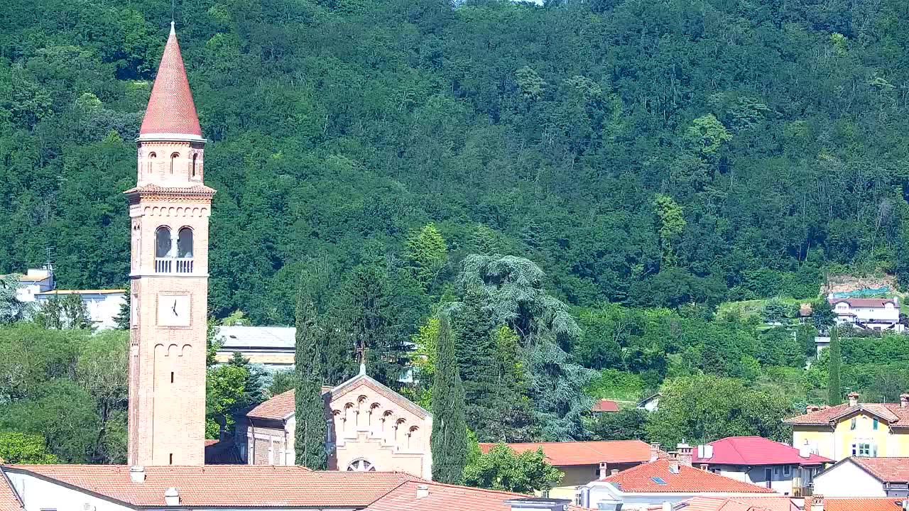 Čudovit panoramski pogled na Šempeter pri Gorici