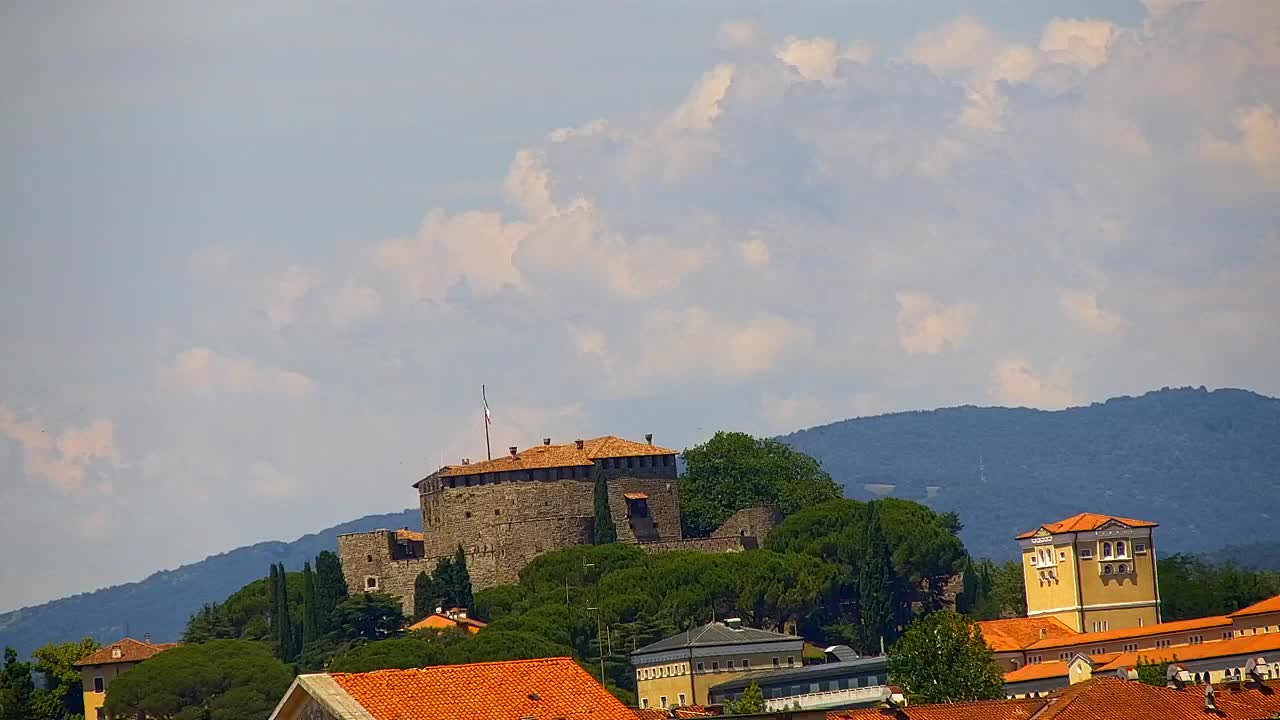 Prekrasan panoramski pogled na Šempeter pri Gorici