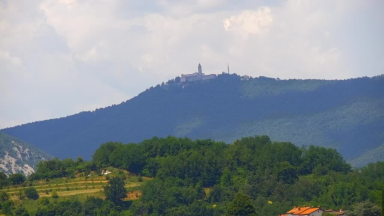 Prekrasan panoramski pogled na Šempeter pri Gorici