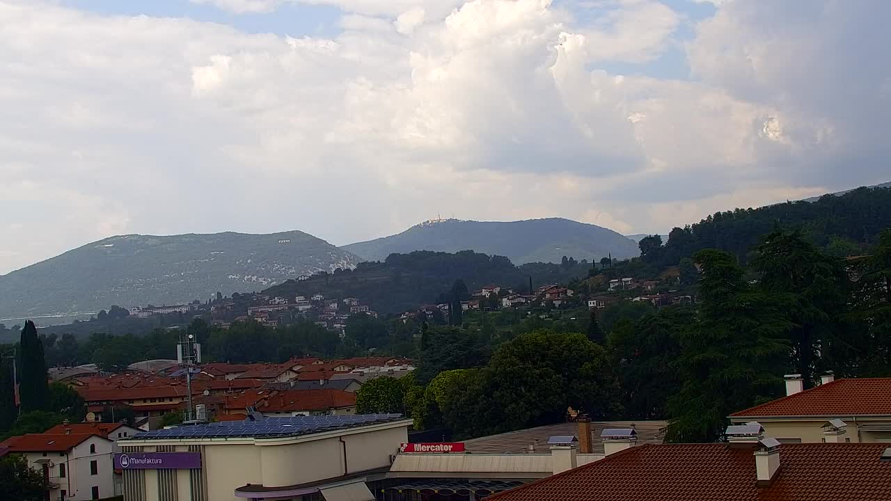 Prekrasan panoramski pogled na Šempeter pri Gorici